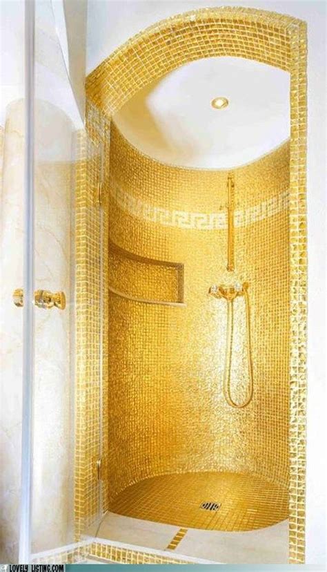 Golden Shower (give) Escort Gelnica